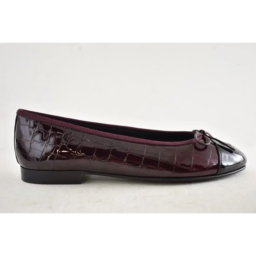 Chanel 26A Burgundy Red Black Crocodile Croc CC Logo Ballet Ballerina Flat 38.5